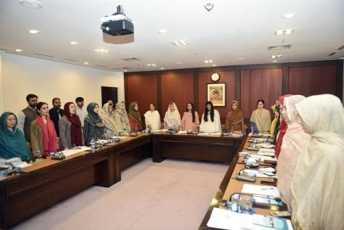 PIPS-Seminar-on-Working-of-Parliament-Oversight-of-Executive-with-women-youth-leaders-from-Gilgit-Baltistan-and-Chitral02