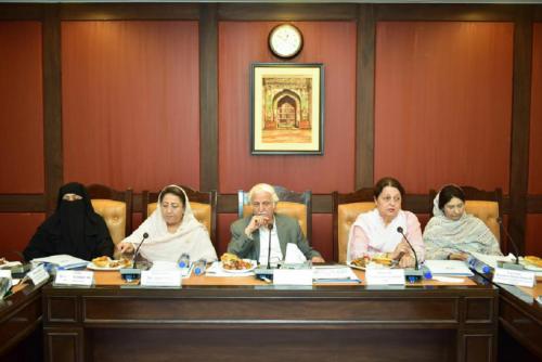 Web-Report-Roundtable-on-Education-Reform-Oct-405